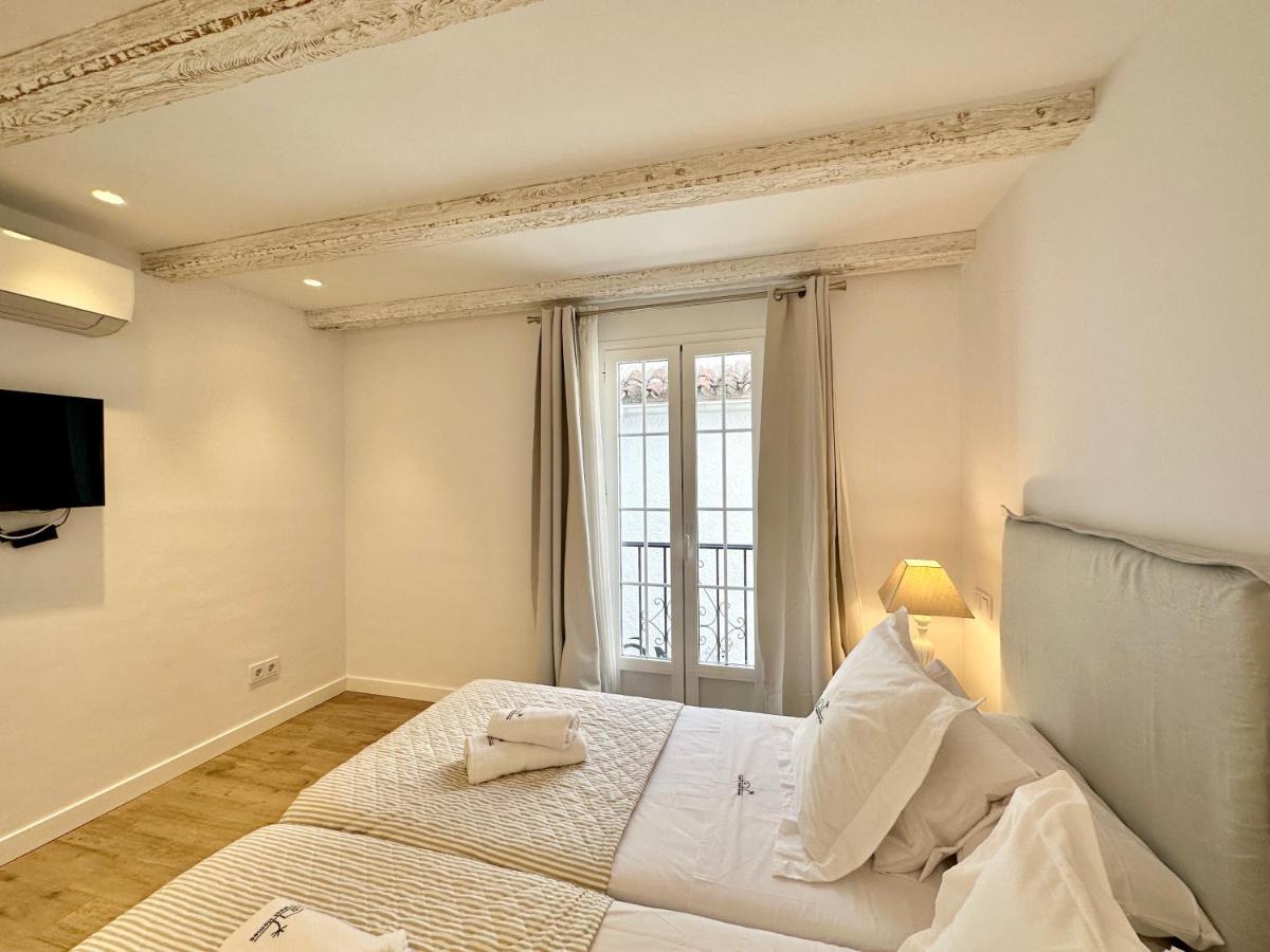 Old Town Modern Flat, 4 Minutes From Beach - Eaw Homes Marbella Kültér fotó
