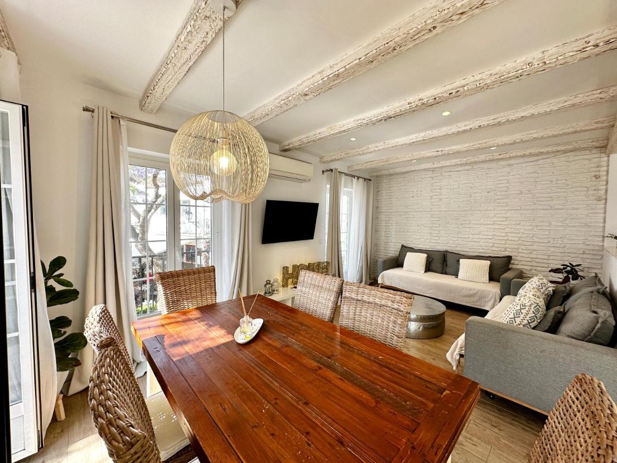 Old Town Modern Flat, 4 Minutes From Beach - Eaw Homes Marbella Kültér fotó